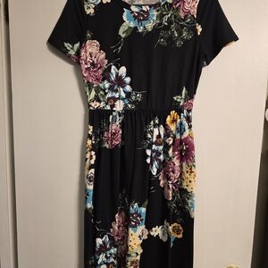 Reborn Black Floral Midi Dress